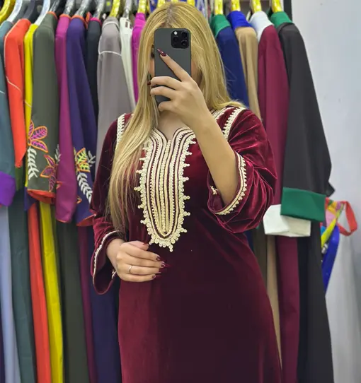 ✨ فستان مخمل أنيق – فخامة وأنوثة ✨